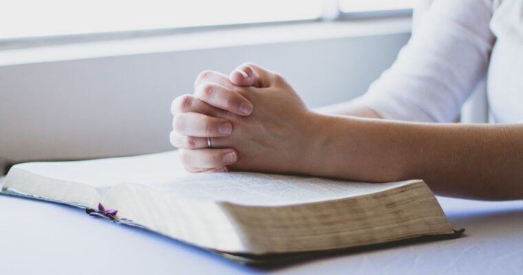 10 Prayers to Help Heal From Worries and Uncertainty